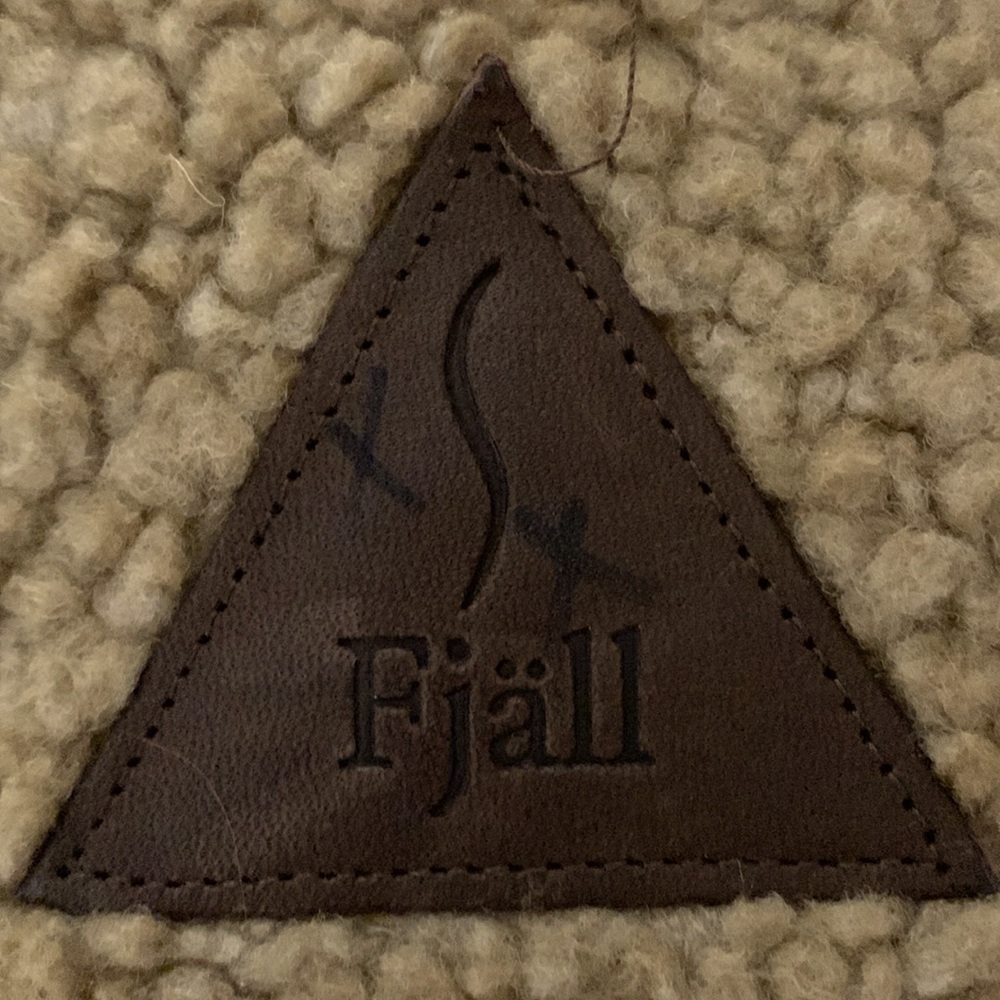 Fjall Berber Vest, Size M, Camel & Beige - Picture 5 of 7